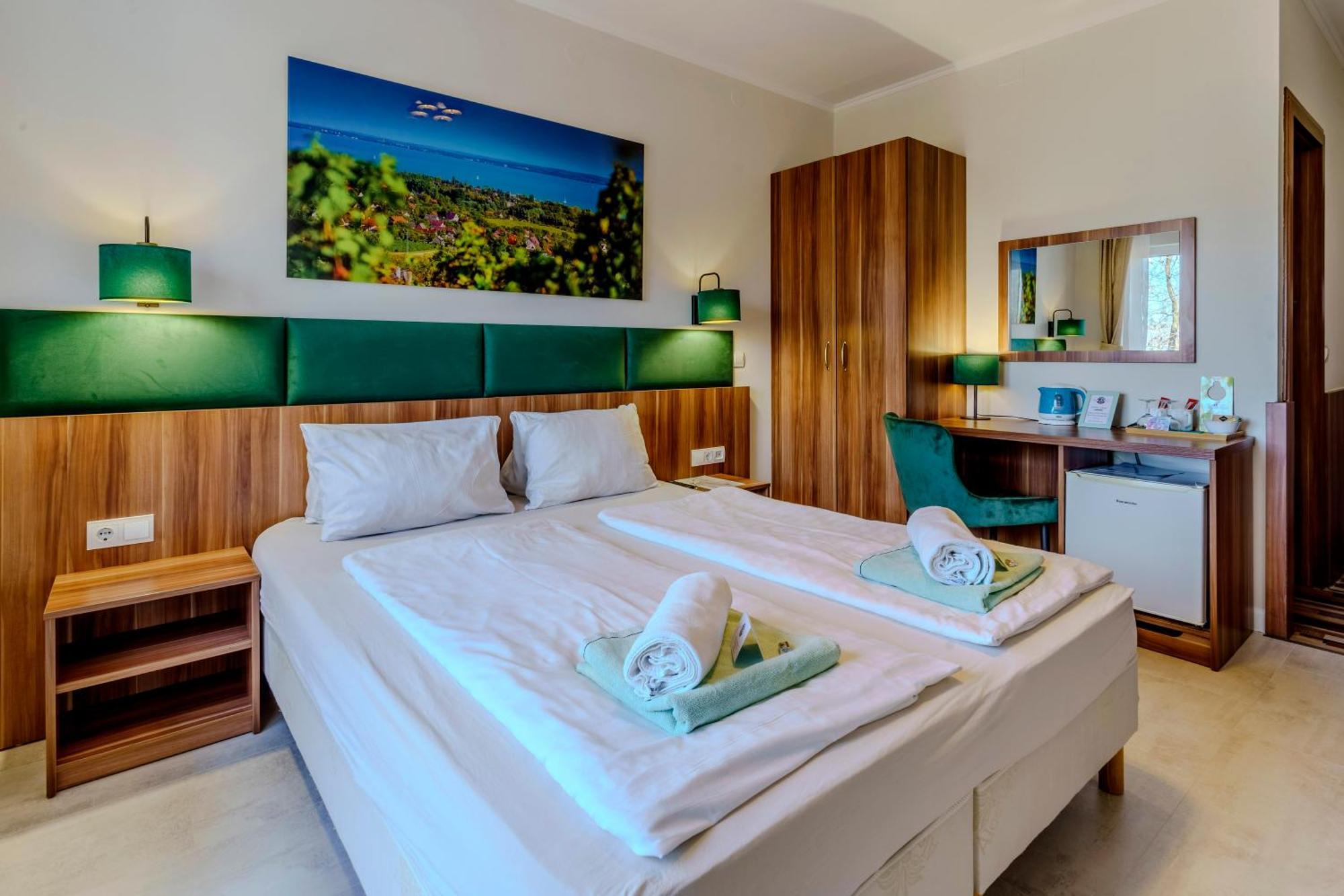Balaton Colors Beach Hotel 시오포크 외부 사진