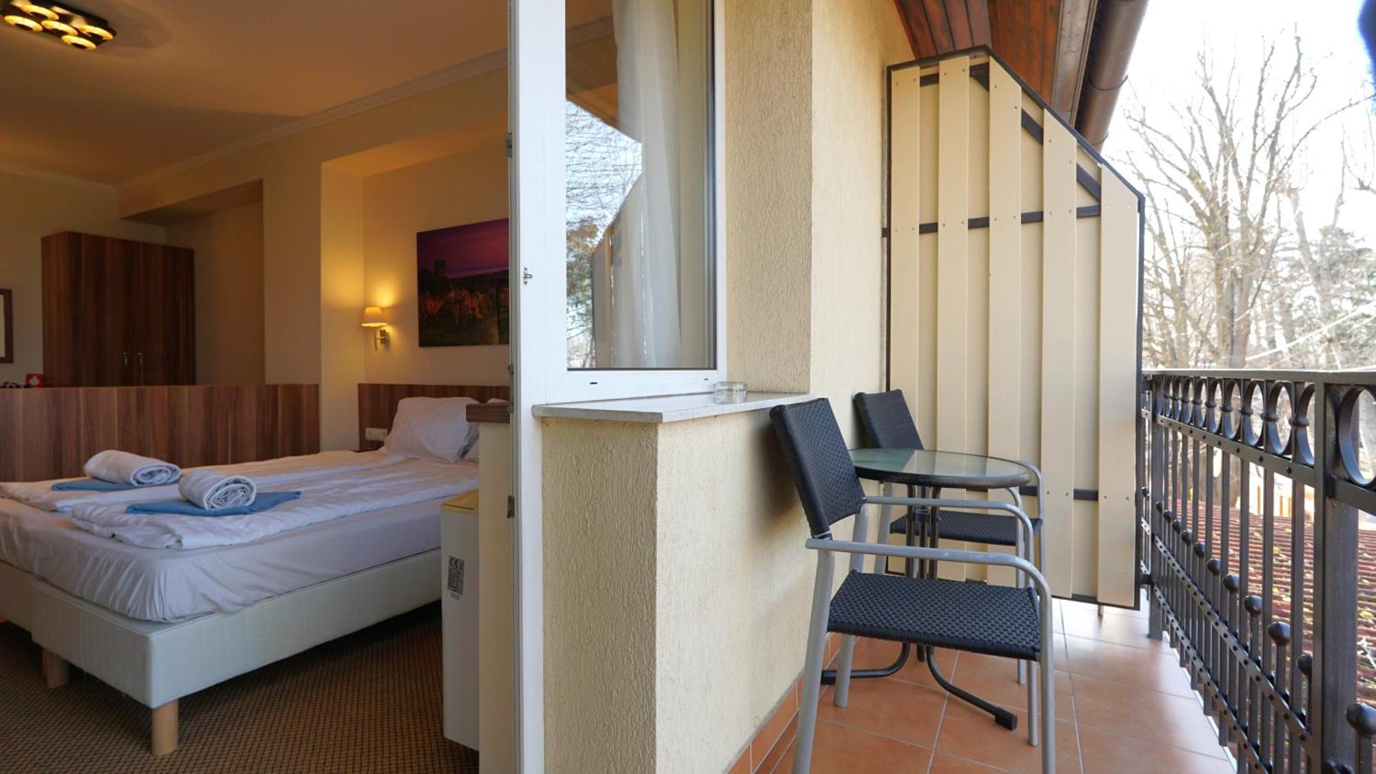 Balaton Colors Beach Hotel 시오포크 외부 사진