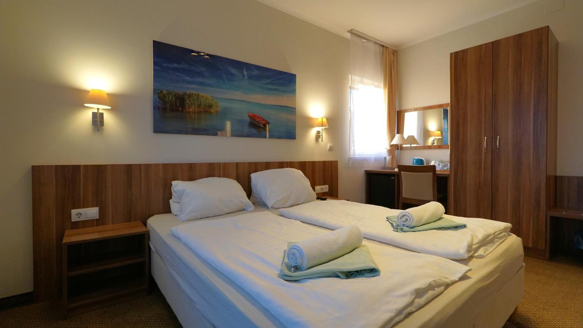 Balaton Colors Beach Hotel 시오포크 외부 사진