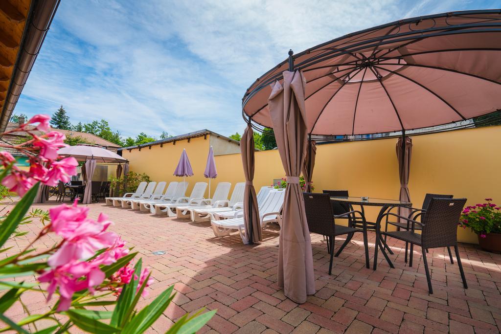 Balaton Colors Beach Hotel 시오포크 외부 사진